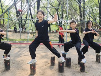 阜平縣精武緣武館舉辦“心懷武術(shù)夢 傳承武術(shù)魂”研學(xué)活動