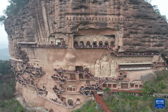 甘肅天水：假期旅游市場熱
