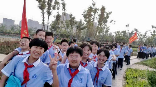“釋放壓力 行走青春”安陽市飛翔學(xué)校遠(yuǎn)足活動(dòng)紀(jì)實(shí)