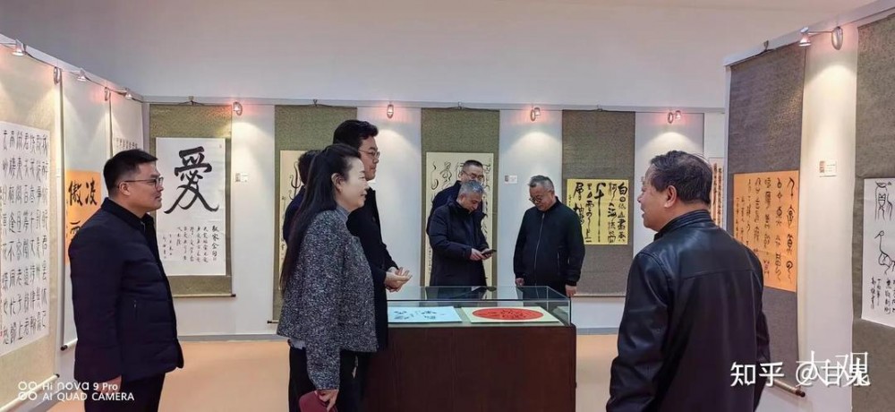 揚州大學舉辦“張謇名言暨郭謙百體書法展捐贈儀式”