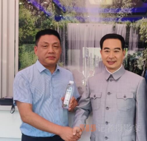 仙寓山泉（龍、壽、佛）硒礦泉水省代簽約在仙寓山舉行