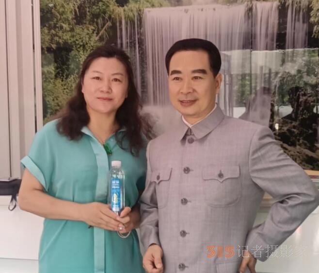 仙寓山泉（龍、壽、佛）硒礦泉水省代簽約在仙寓山舉行