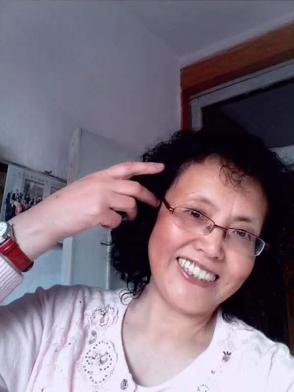孟麗華：西散南國文學社副主編