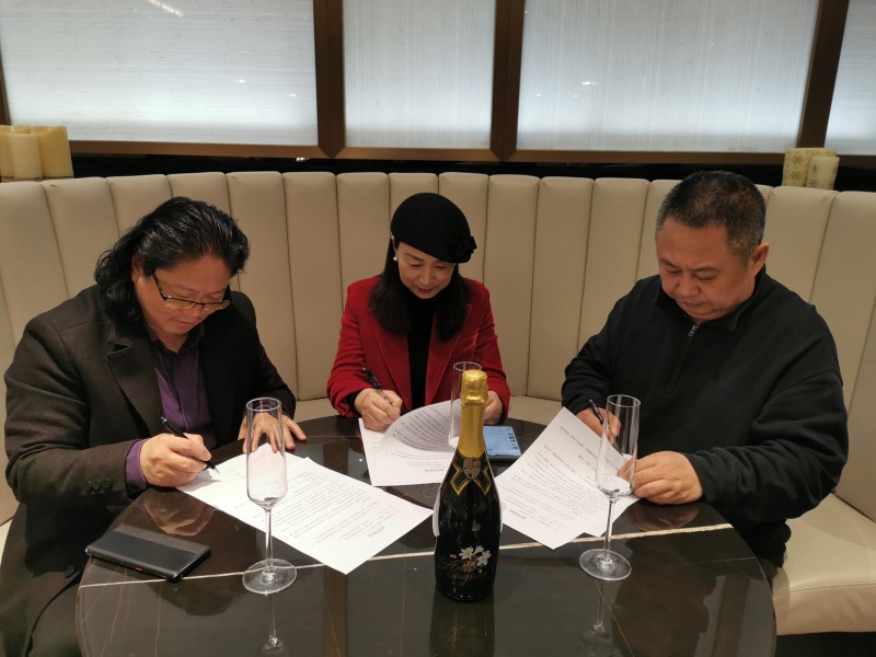 好萊塢中國打造“世界百強名人藝術家影像拍攝工程＂今天正式簽約