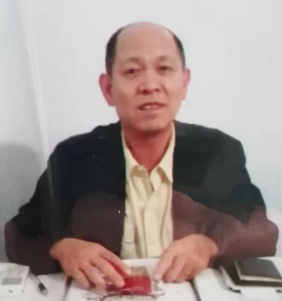 喜迎國慶新書付梓 結繩記事不忘初心——《歷史不會忽略的足跡》一書出版側記