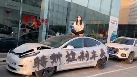 女車主質(zhì)疑特斯拉剎車失靈！車展會場門口雇車模維權(quán)